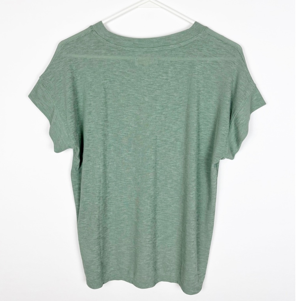 Madewell Eastover Pocket Tee Size Small Frosted Willow Green Relaxed - Picture 2 of 6